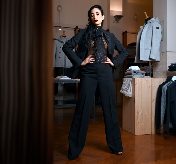 Tailleur pantalone in lana nero – Sartoria su misura